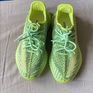 Never Worn Adidas Yeezy Boost 350 V2 ‘Yeezreel’
